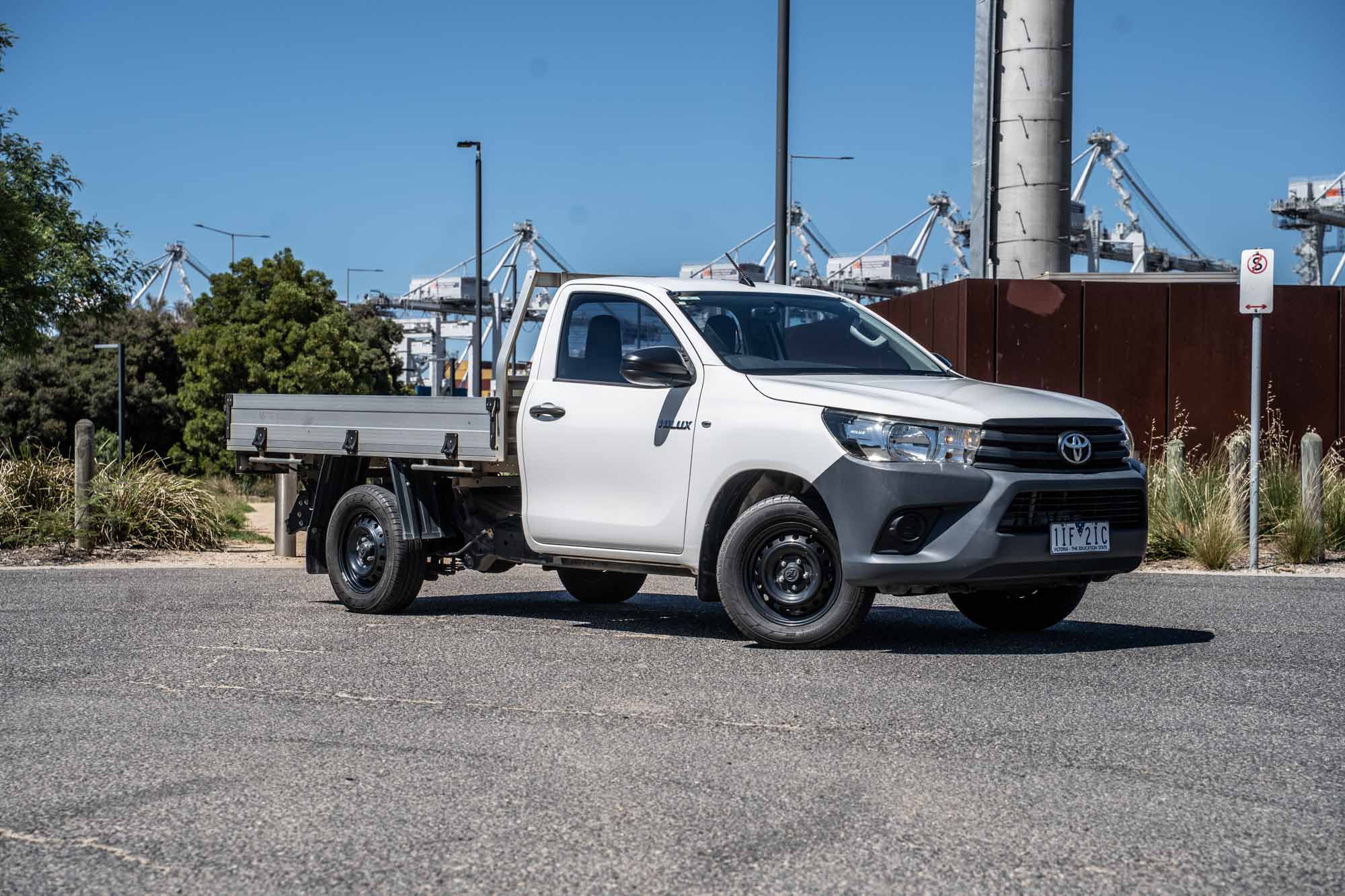 2016 Toyota TGN121R Hilux Workmate | Sunday Autohaus