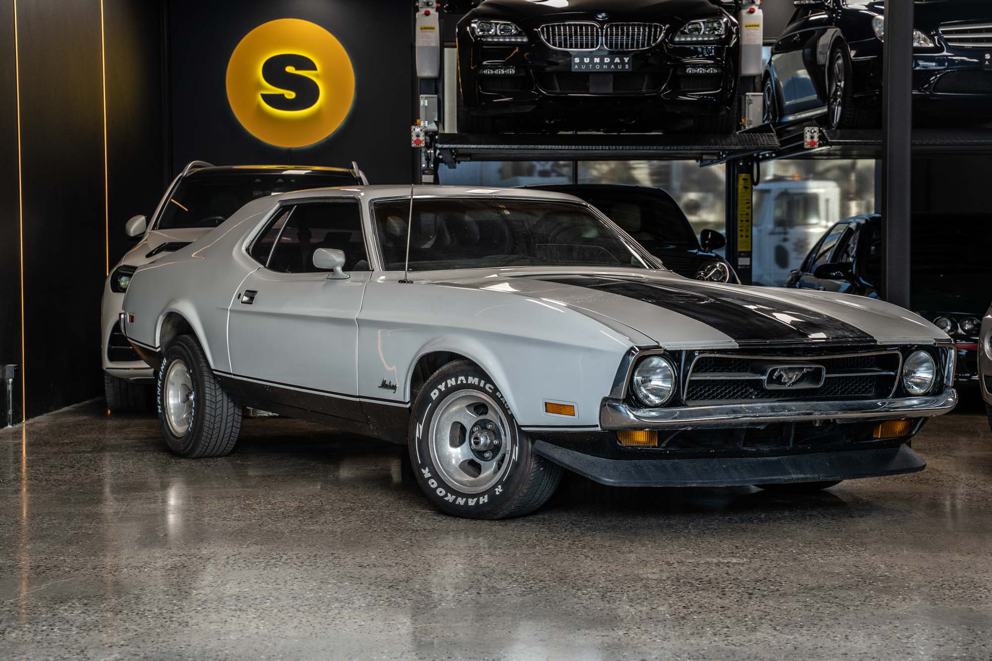 1971 Ford 1st Generation Mustang 351 Hardtop | Sunday Autohaus