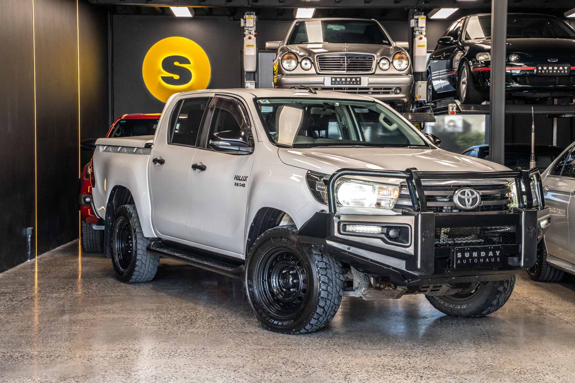 2017 Toyota GUN126R Hilux SR | Sunday Autohaus