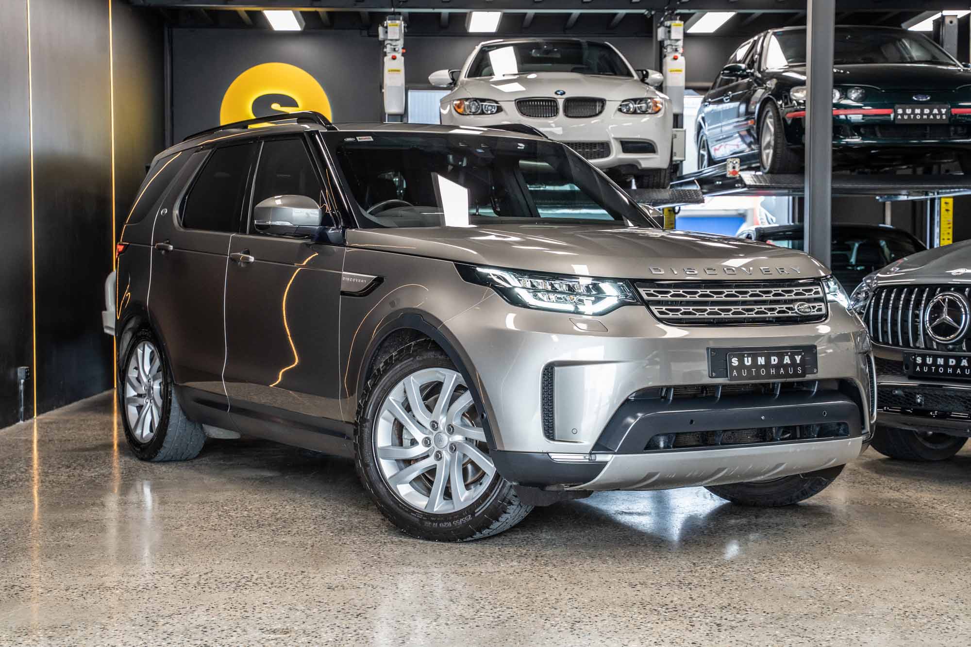 2017 Land Rover L462 Discovery 5 TD6 HSE | Sunday Autohaus