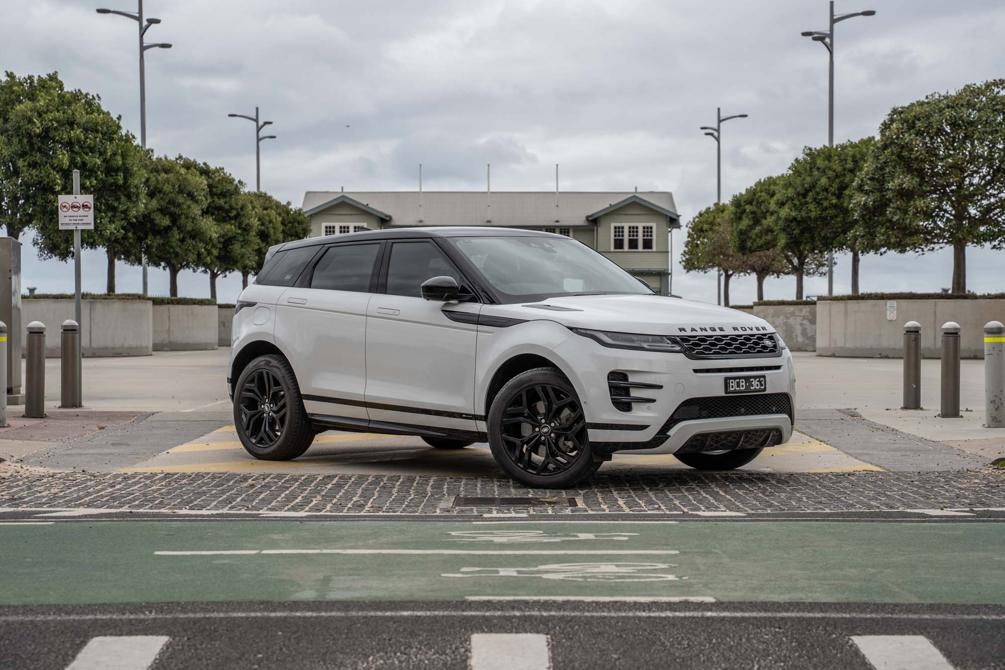 2019 Range Rover L551 Evoque P200 R-Dynamic SE | Sunday Autohaus